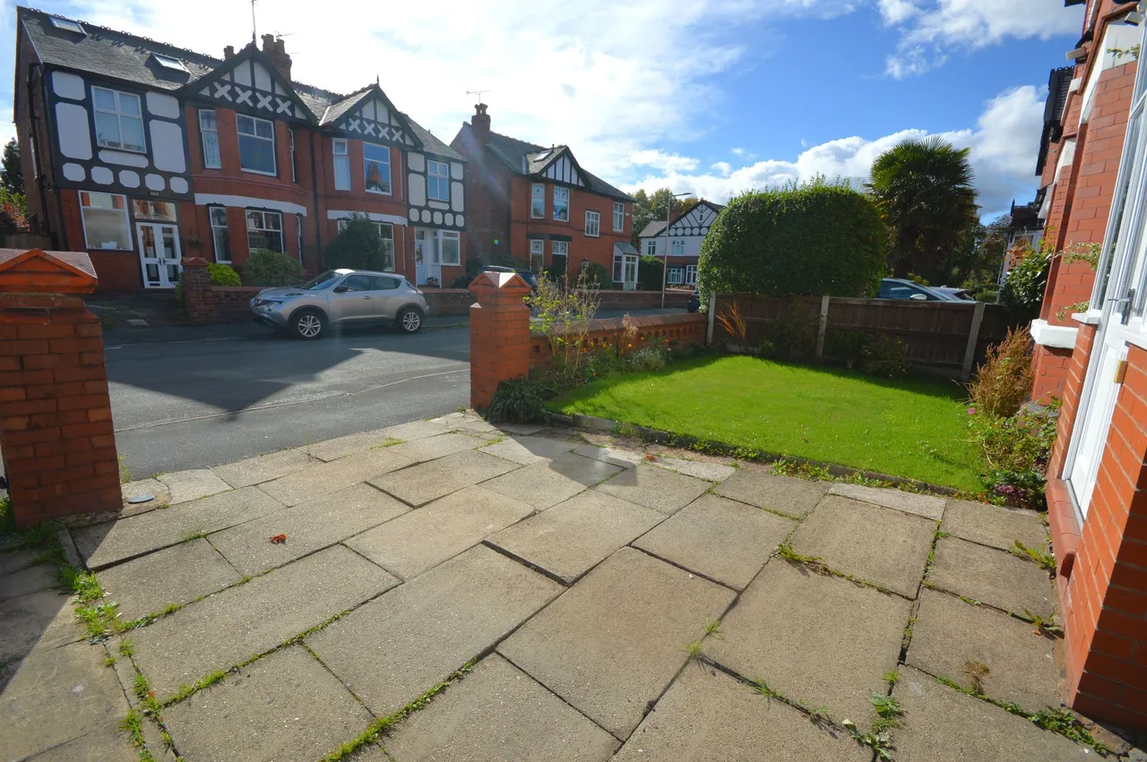 Brackley Road, Stockport, photo 28