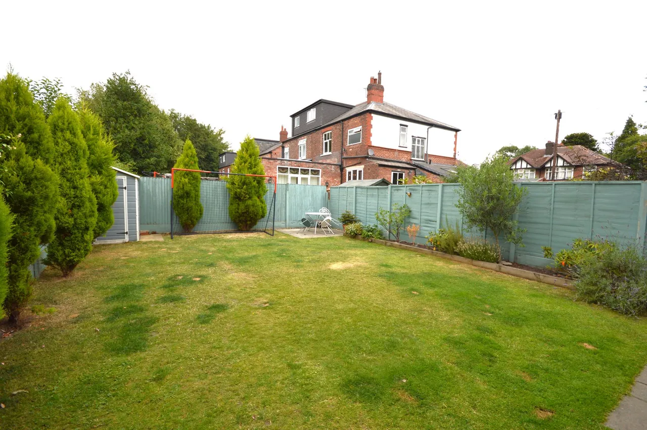 Brackley Road, Stockport, photo 30