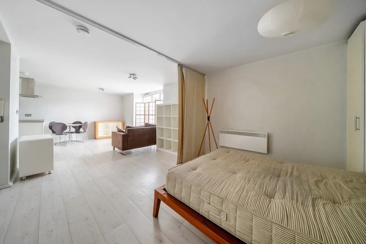 Great West Road, Hammersmith, W6, photo 8