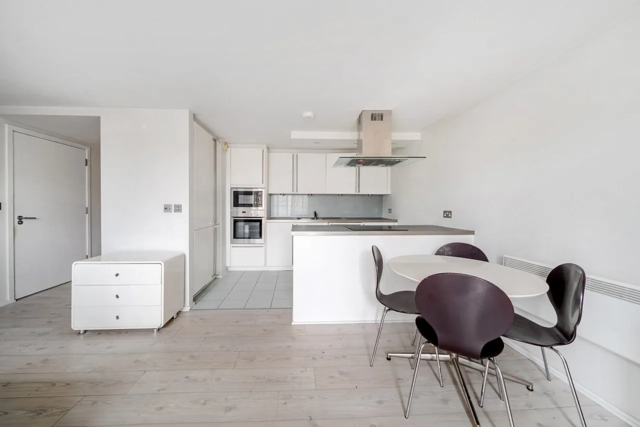 Great West Road, Hammersmith, W6, photo 6