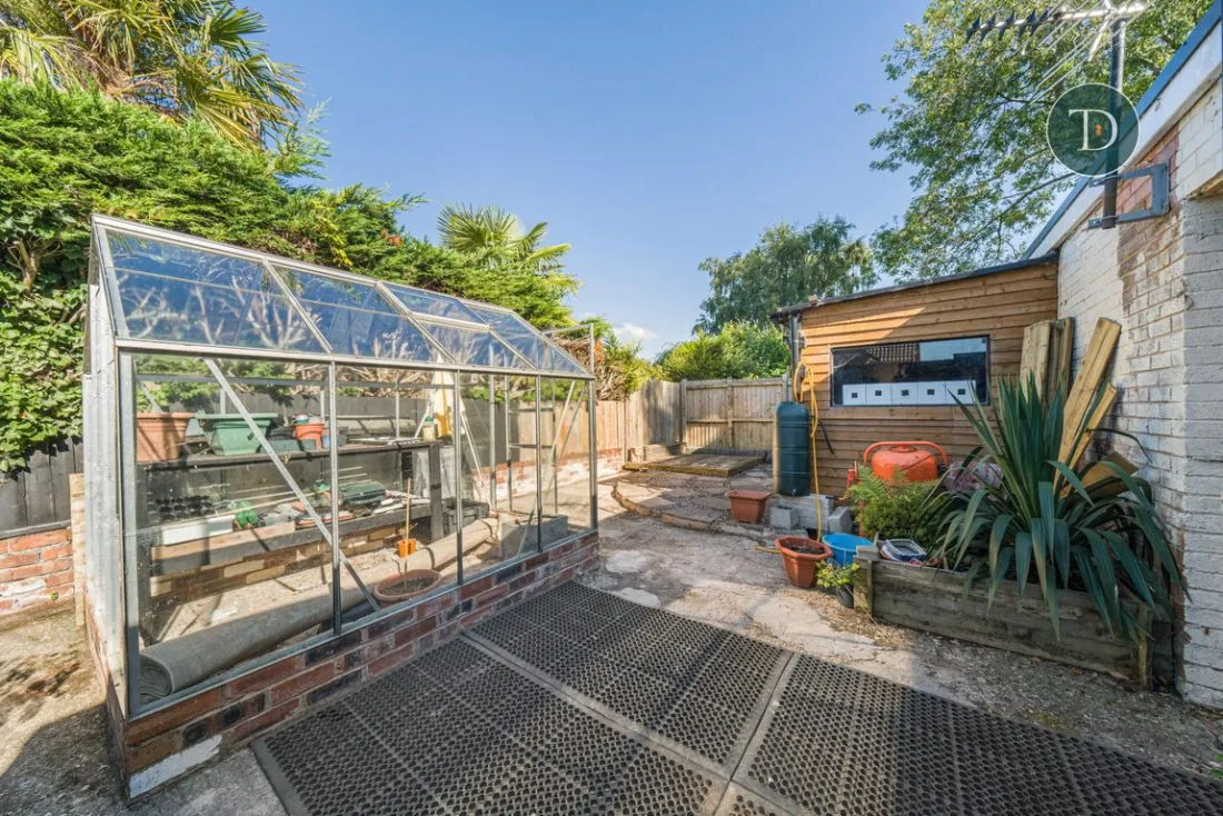 Chester Road, Little Sutton, CH66, photo 53