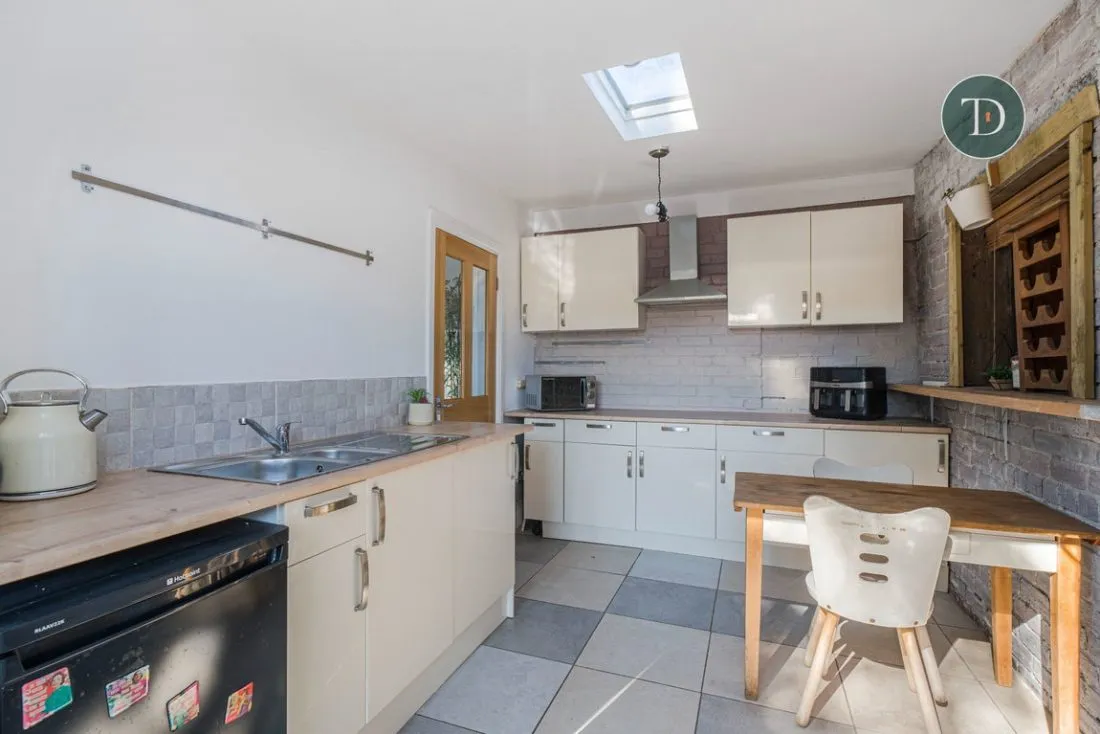 Chester Road, Little Sutton, CH66, photo 48