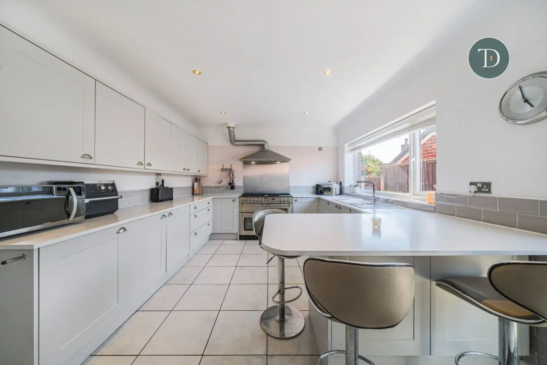 Chester Road, Little Sutton, CH66, photo 6