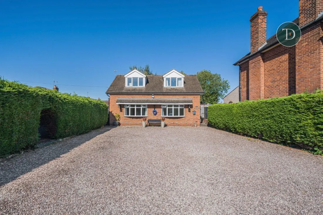 5 bed house for sale, Chester Road, Little Sutton, CH66