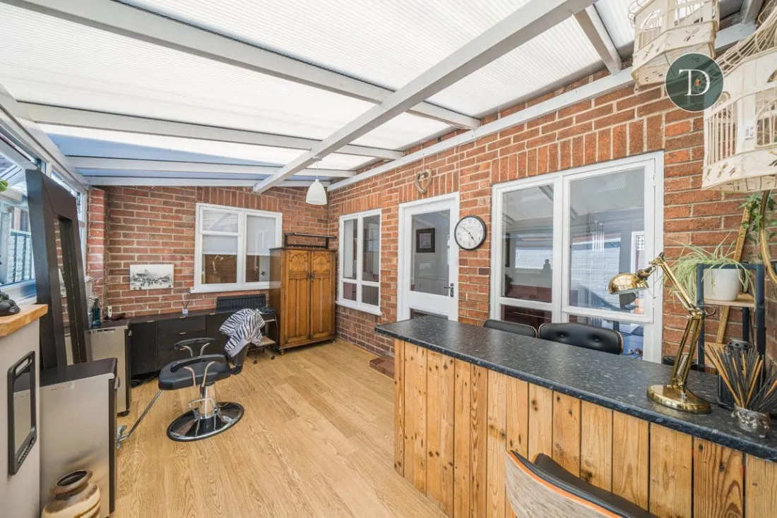 Chester Road, Little Sutton, CH66, photo 21