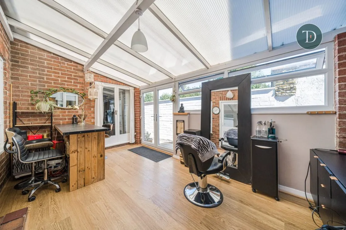 Chester Road, Little Sutton, CH66, photo 20