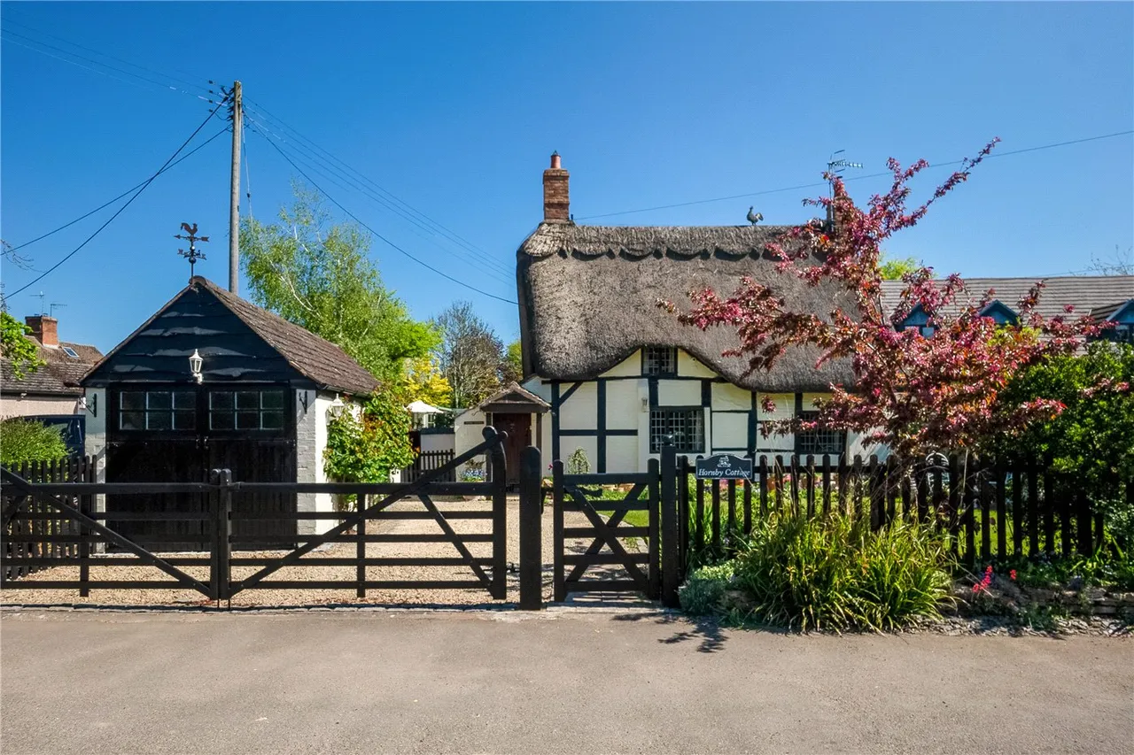 2 bed house for sale, High Street, Welford on Avon, CV37