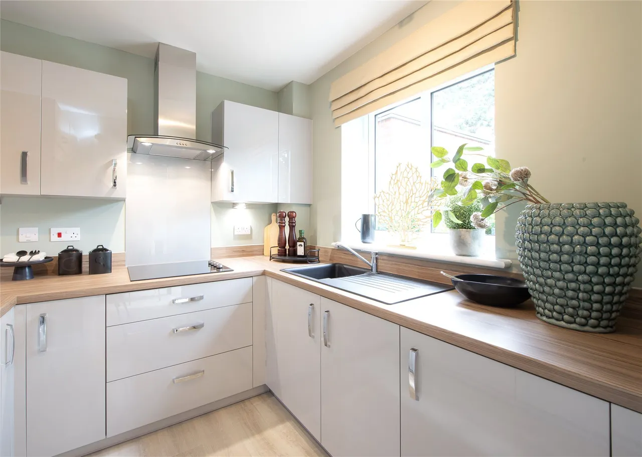 Woodcote Valley Road, Purley, CR8 3AG, photo 6
