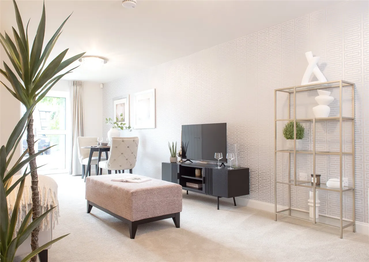 2 bed flat for sale — Woodcote Valley Road, Purley, CR8 3AG