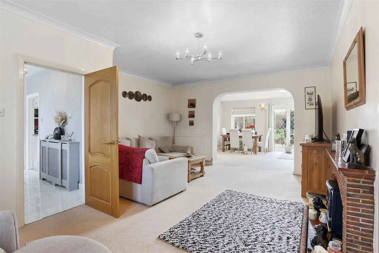 Northey Avenue, South Cheam, Surrey, SM2 7HR, photo 10