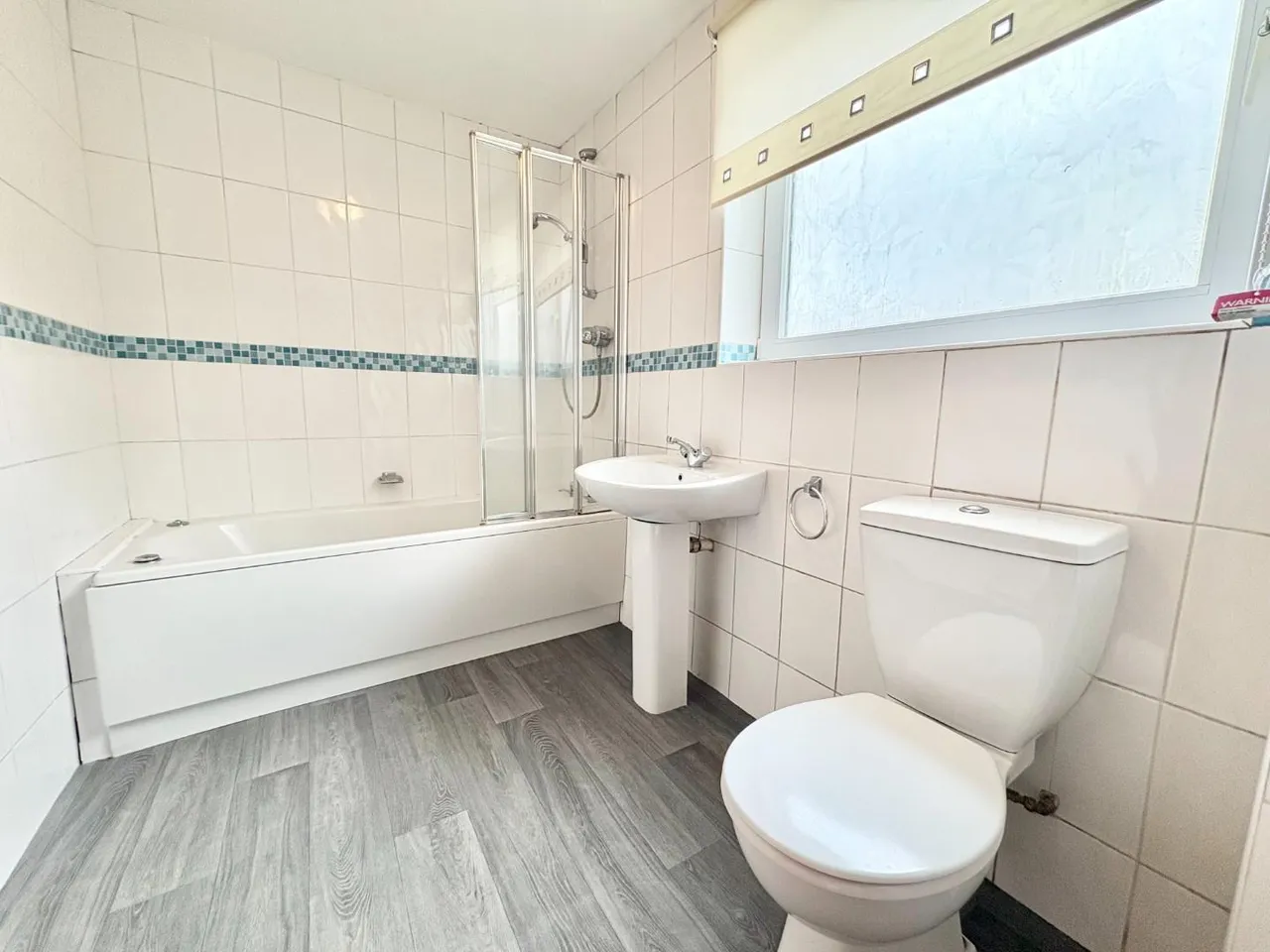 Highcliffe Terrace, Ferryhill, DL17, photo 12