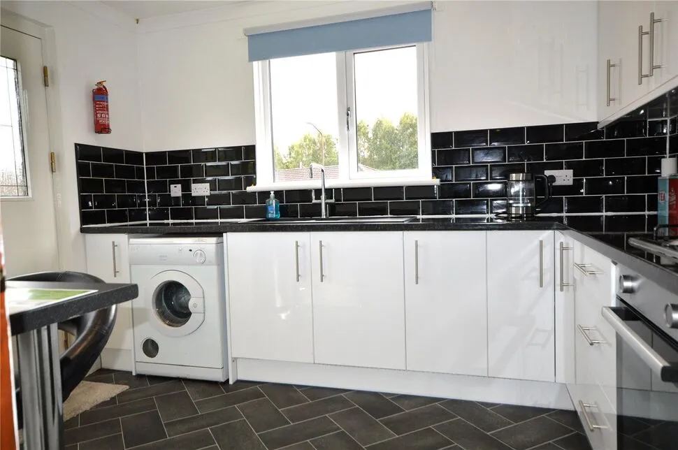 Rowan Crescent, Falkirk, FK1, photo 16