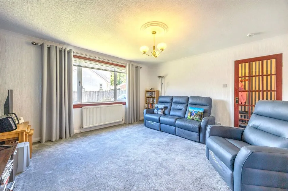 Rowan Crescent, Falkirk, FK1, photo 11