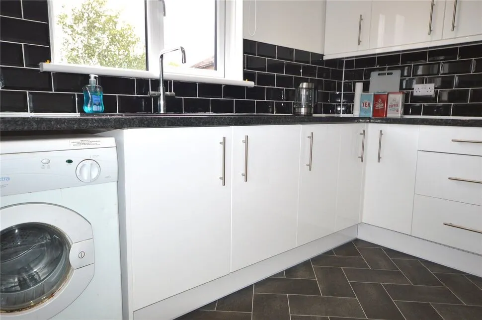 Rowan Crescent, Falkirk, FK1, photo 17