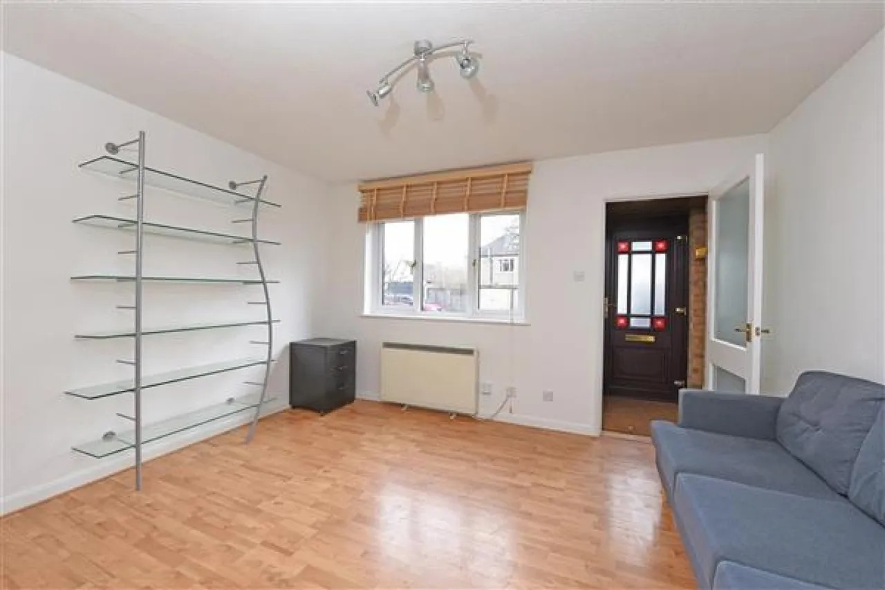 Rotherwood Close, Wimbledon, photo 4