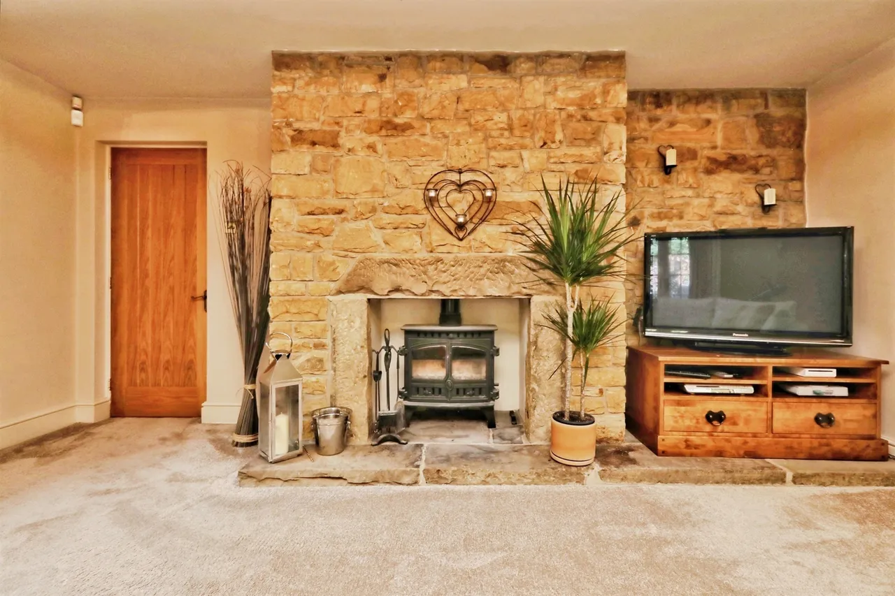 Church Street, Bawtry, DN10, photo 4