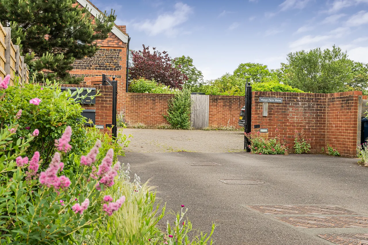 Manor Farm Mews, Dockenfield, GU10, photo 17
