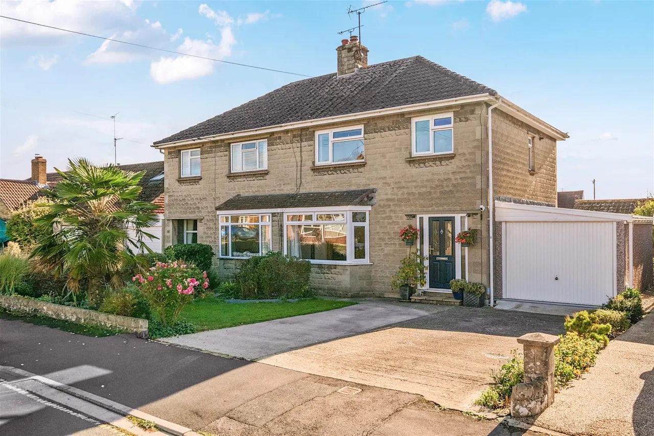 Esmead, Chippenham, SN15, photo 15