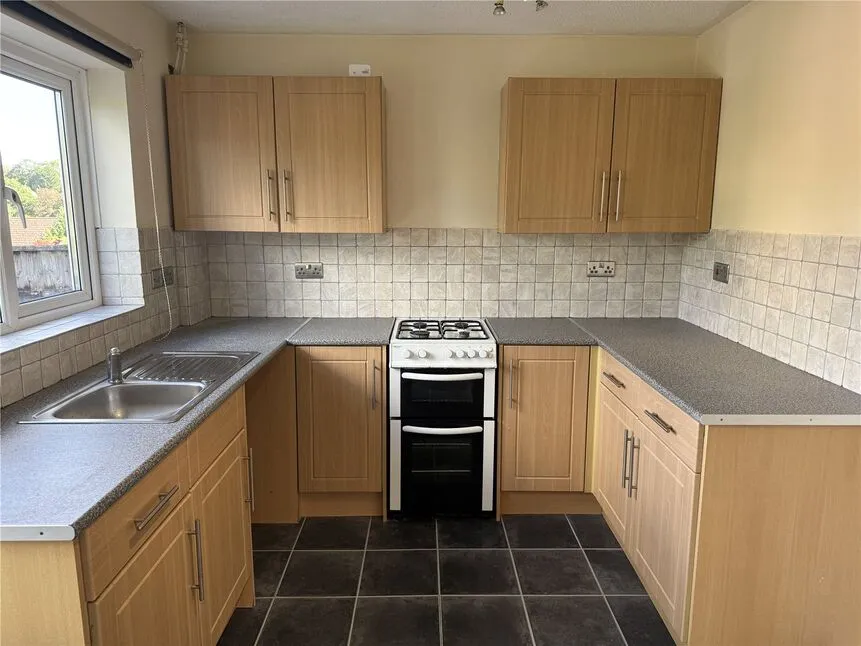 Webber Close, Ogwell, Devon, TQ12, photo 2