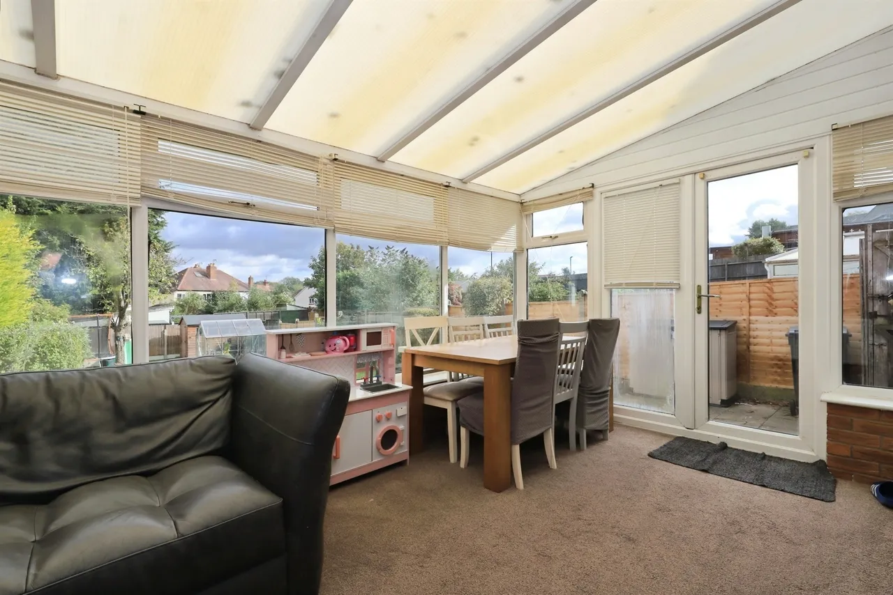 Codsall Road, Tettenhall, WV6, photo 17
