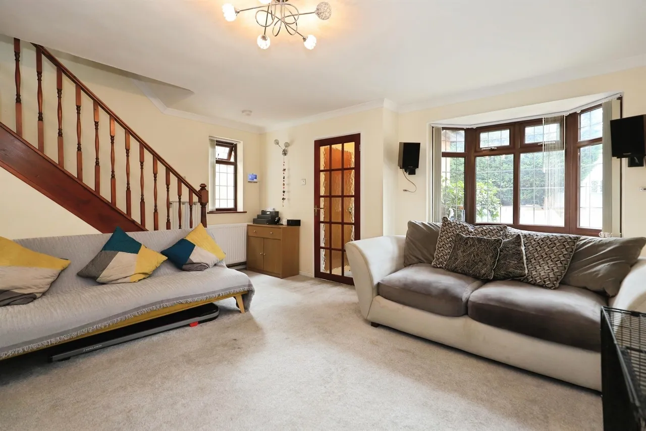 Codsall Road, Tettenhall, WV6, photo 3