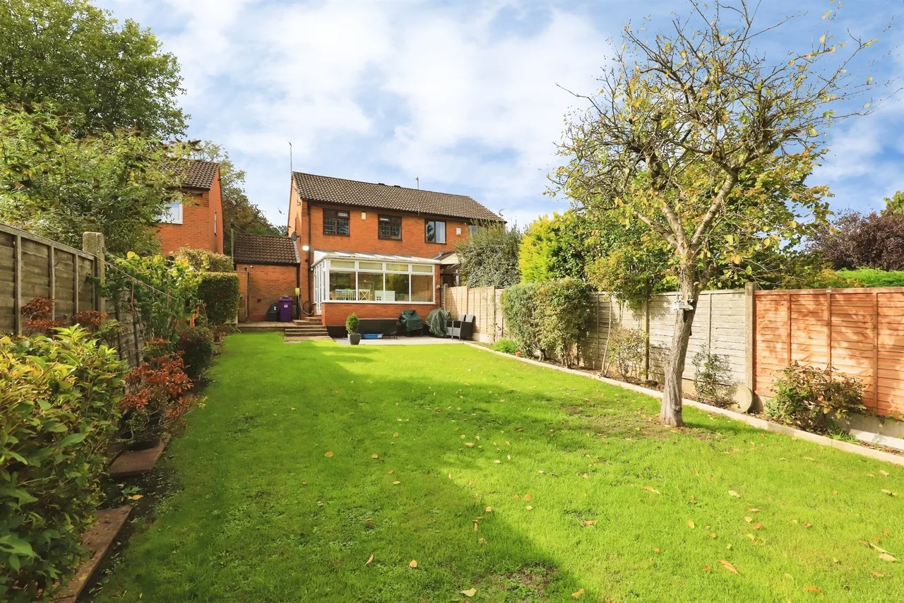 Codsall Road, Tettenhall, WV6, photo 2