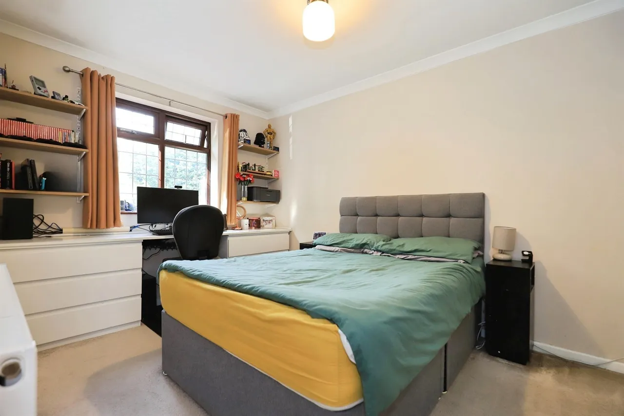 Codsall Road, Tettenhall, WV6, photo 8