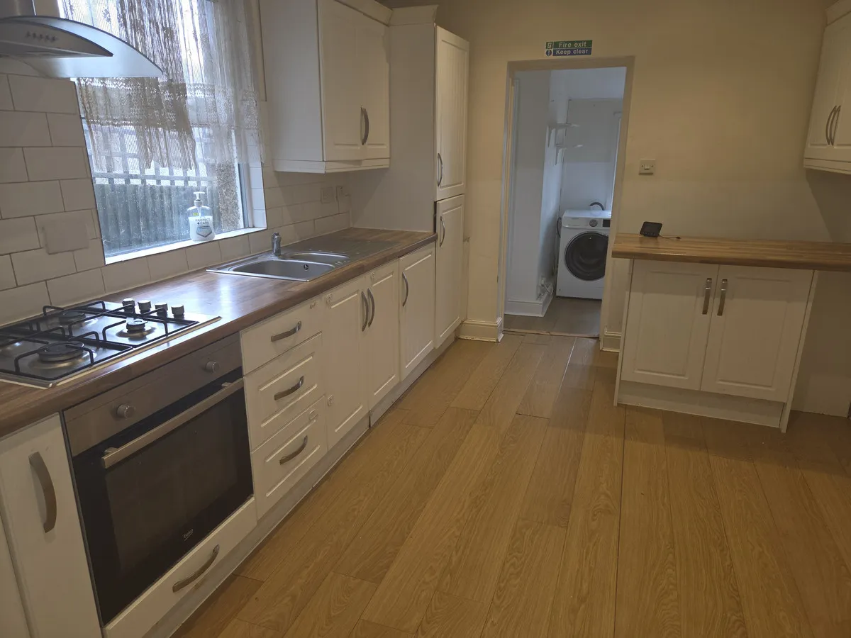 3 bed house to rent — Croydon, CR7 8PG