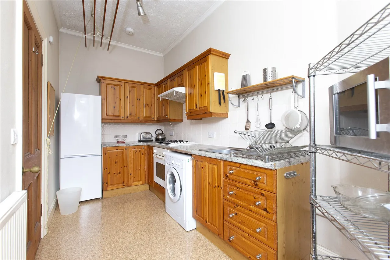 Temple Park Crescent, Edinburgh, EH11, photo 8