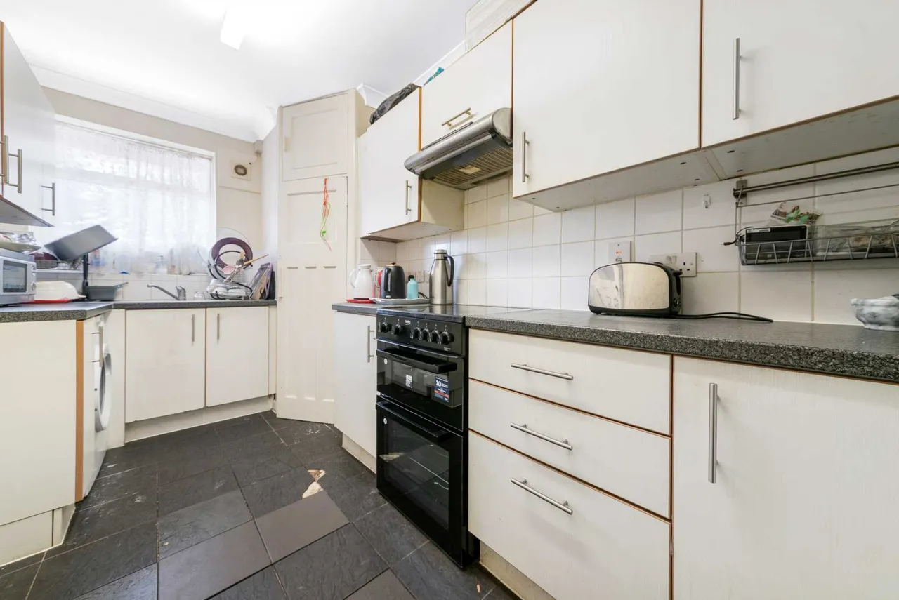 London Road, Thornton Heath, CR7 6JL, photo 3