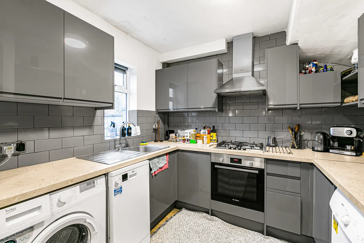 Lisbon Avenue, Twickenham, TW2, photo 12