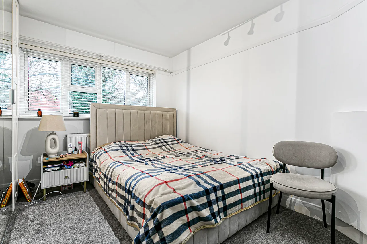 Lisbon Avenue, Twickenham, TW2, photo 5
