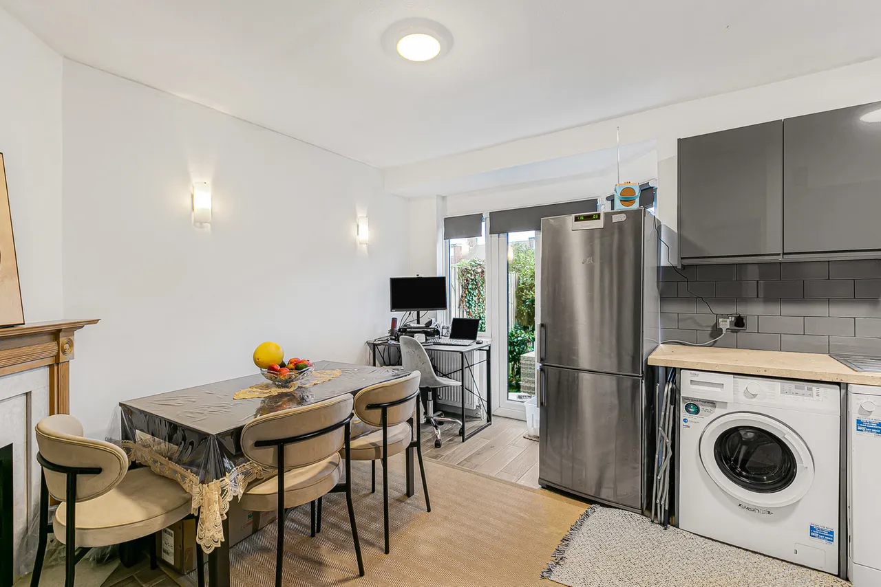 Lisbon Avenue, Twickenham, TW2, photo 4