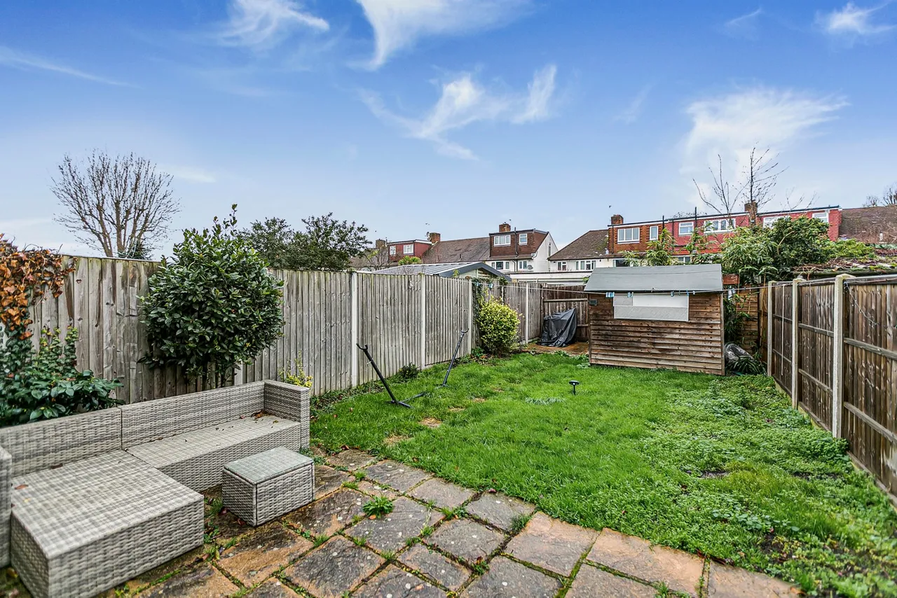 Lisbon Avenue, Twickenham, TW2, photo 17