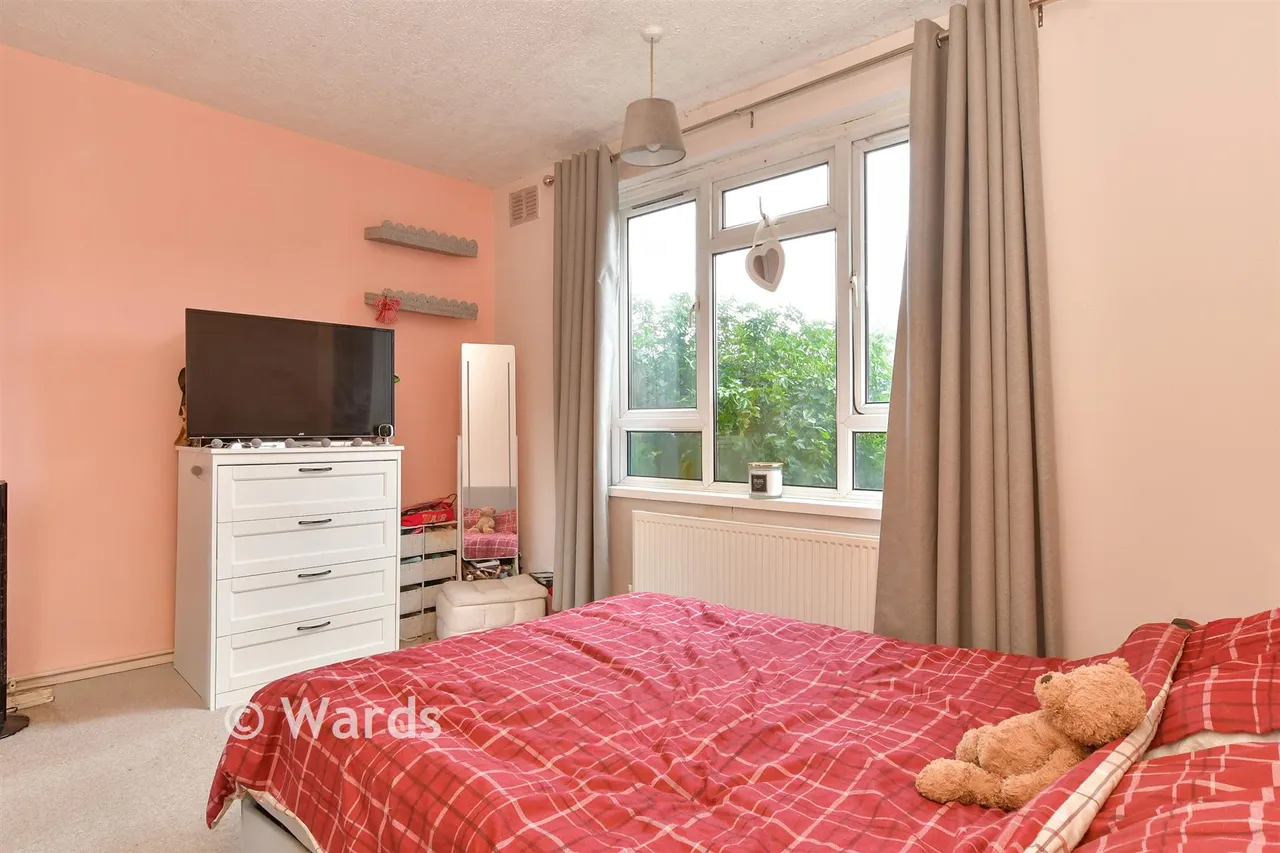 Dickens Avenue, Dartford, DA1, photo 4
