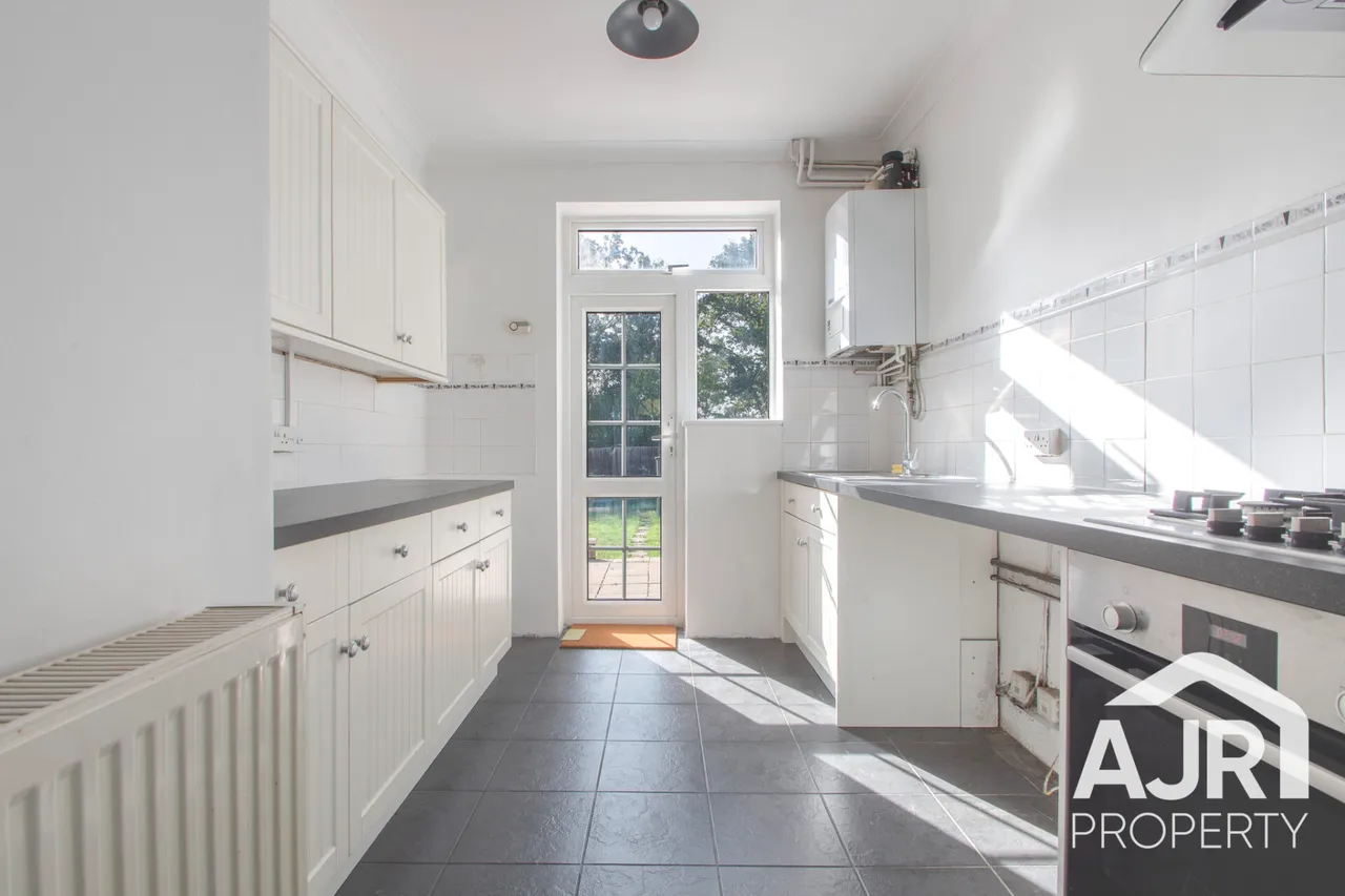 High Grove, London, SE18, photo 5