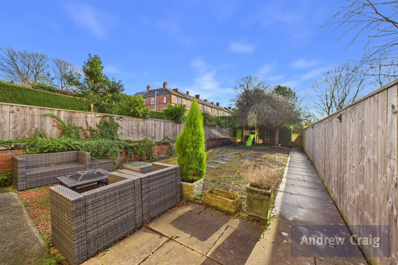 Earls Drive, Low Fell, NE9, photo 16