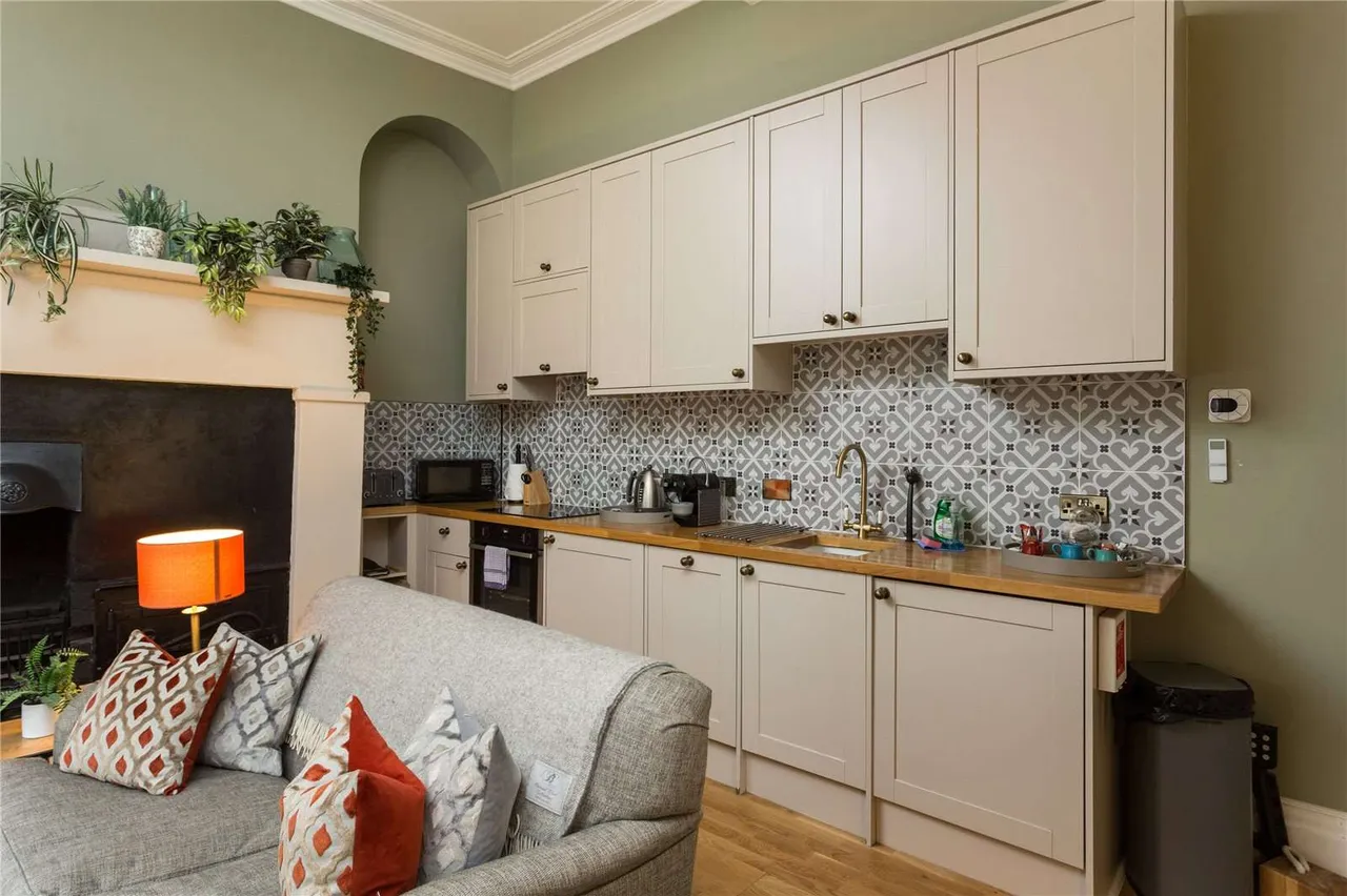 Apartment 2 Rowntree House, 10 Pavement, York, North Yorkshire, YO1 9UP, photo 8