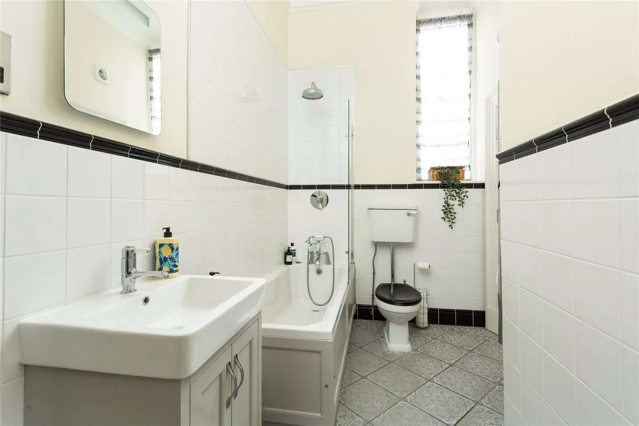 Apartment 2 Rowntree House, 10 Pavement, York, North Yorkshire, YO1 9UP, photo 10