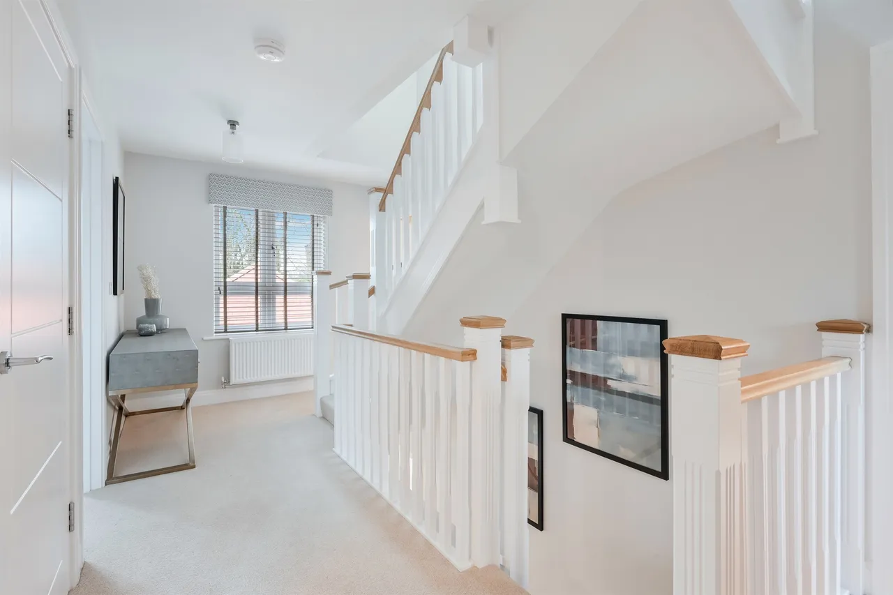 Folders Lane, Burgess Hill, RH15, photo 12
