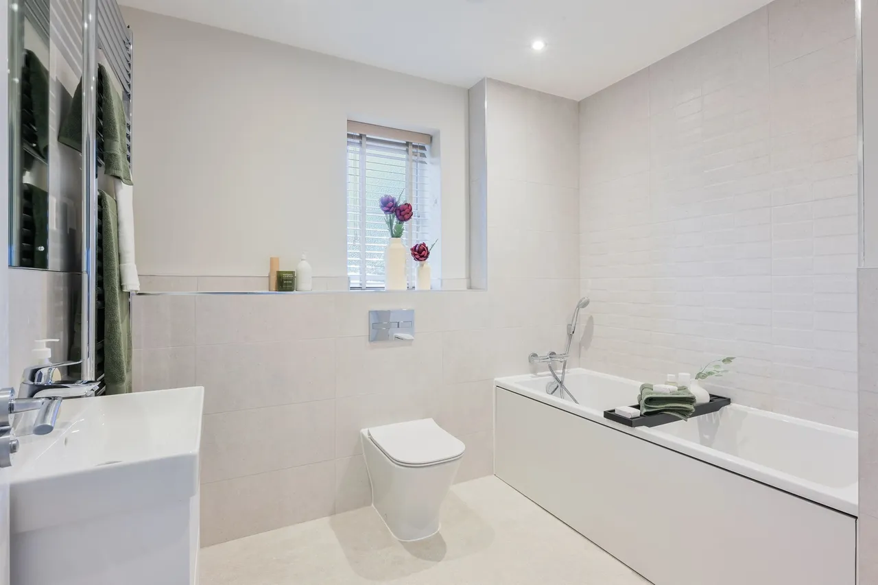 Folders Lane, Burgess Hill, RH15, photo 11