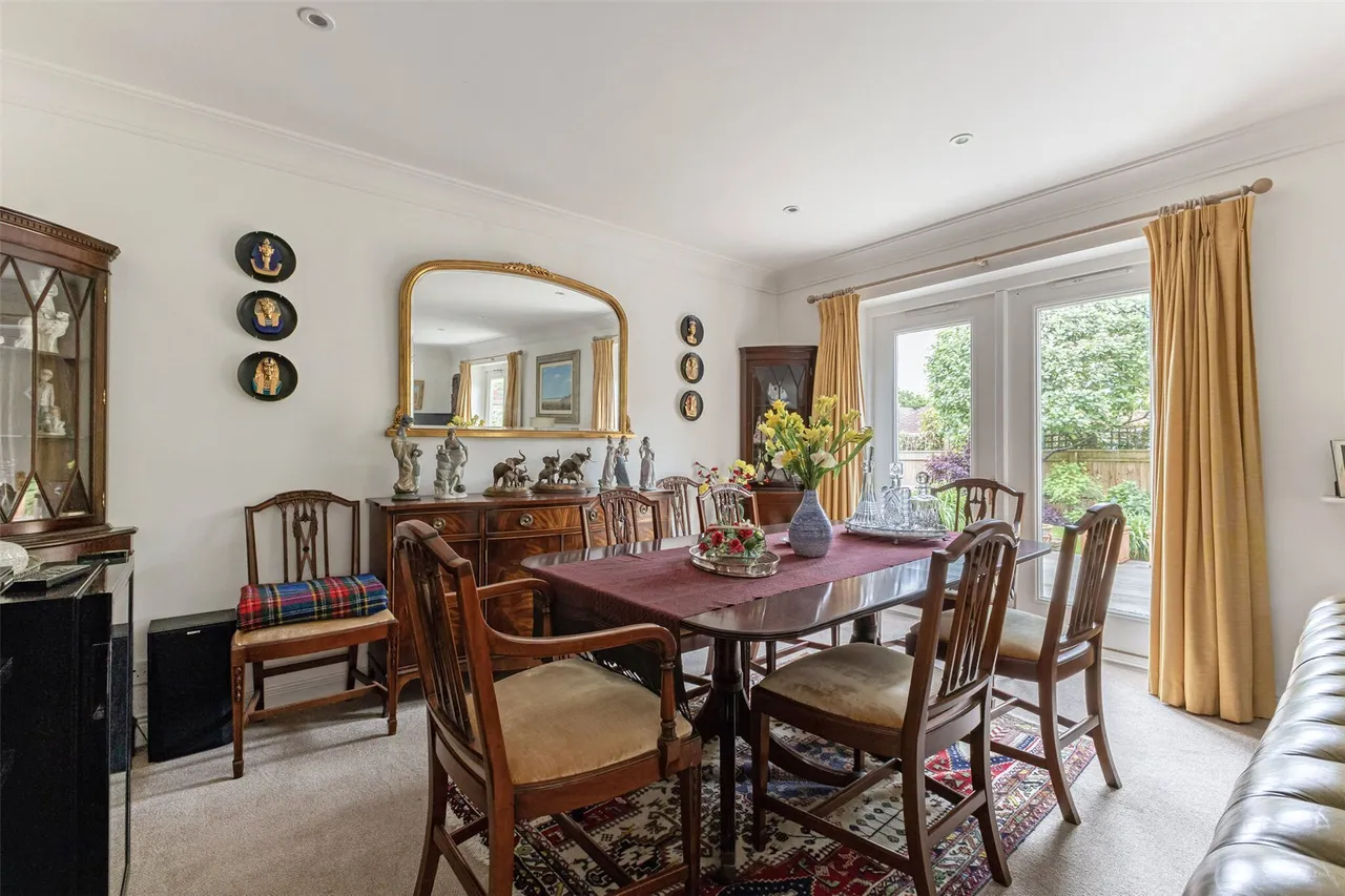 Conference Place, Lymington, SO41, photo 4