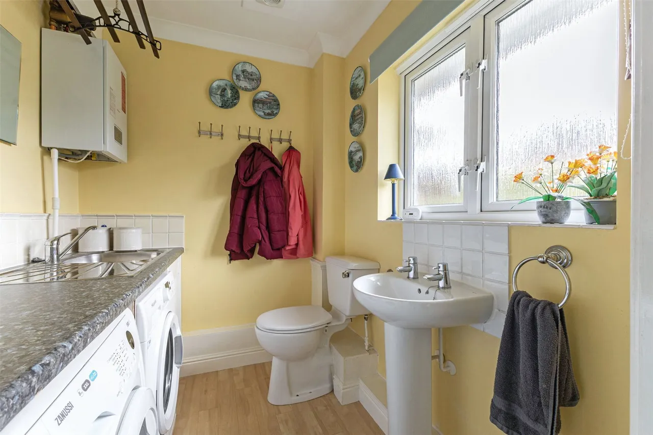 Conference Place, Lymington, SO41, photo 9