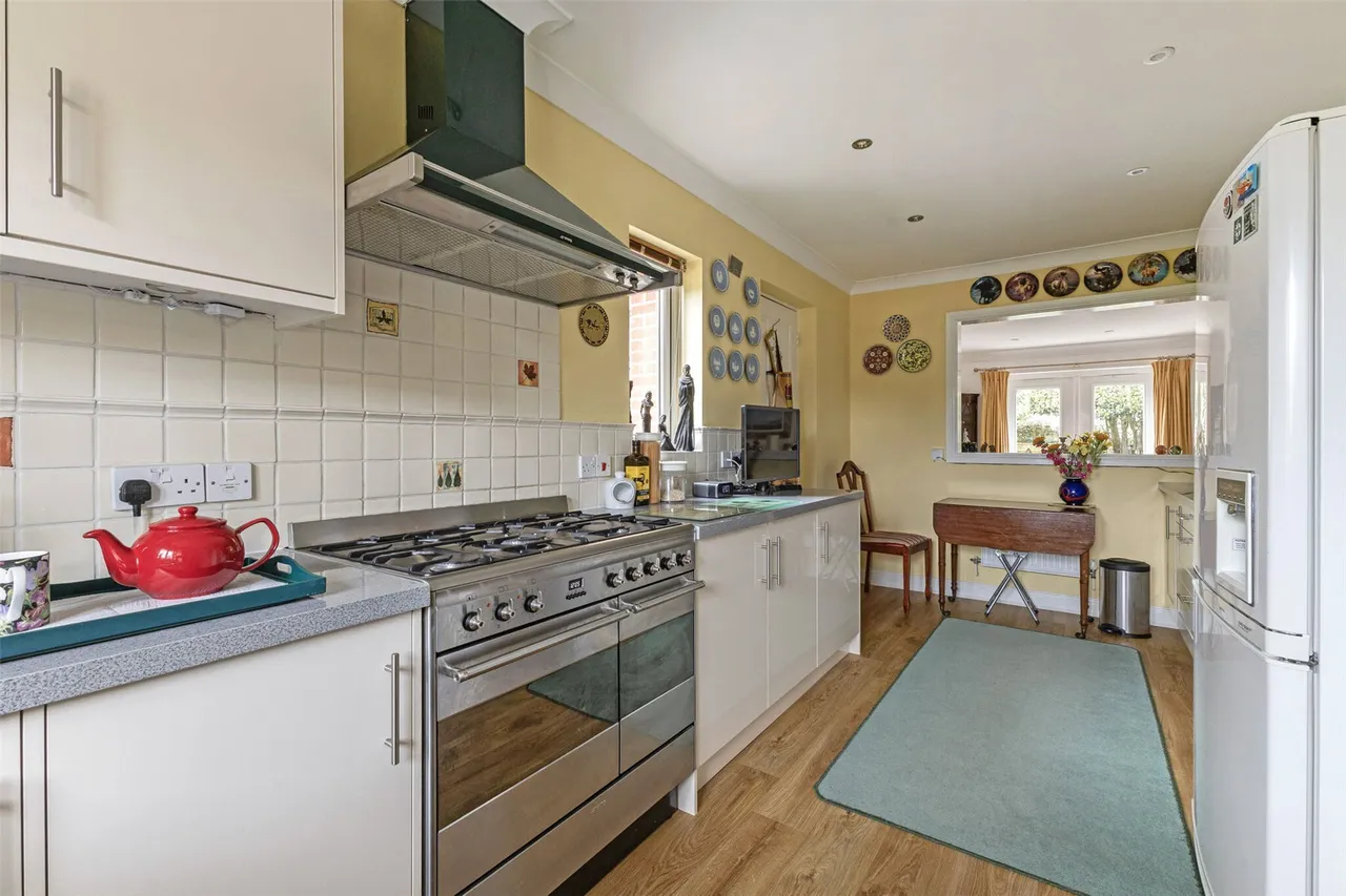 Conference Place, Lymington, SO41, photo 7