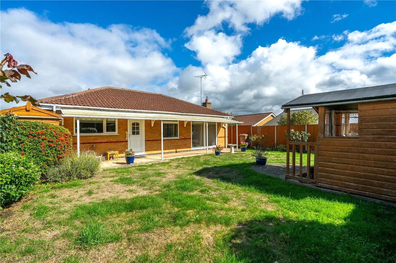Alfred Close, Quarrington, NG34, photo 3