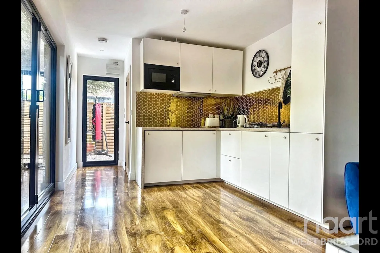 Ruddington Lane, Nottingham, NG11, photo 25