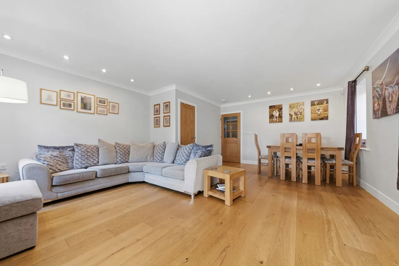 Darcy Court, East Malling, photo 3