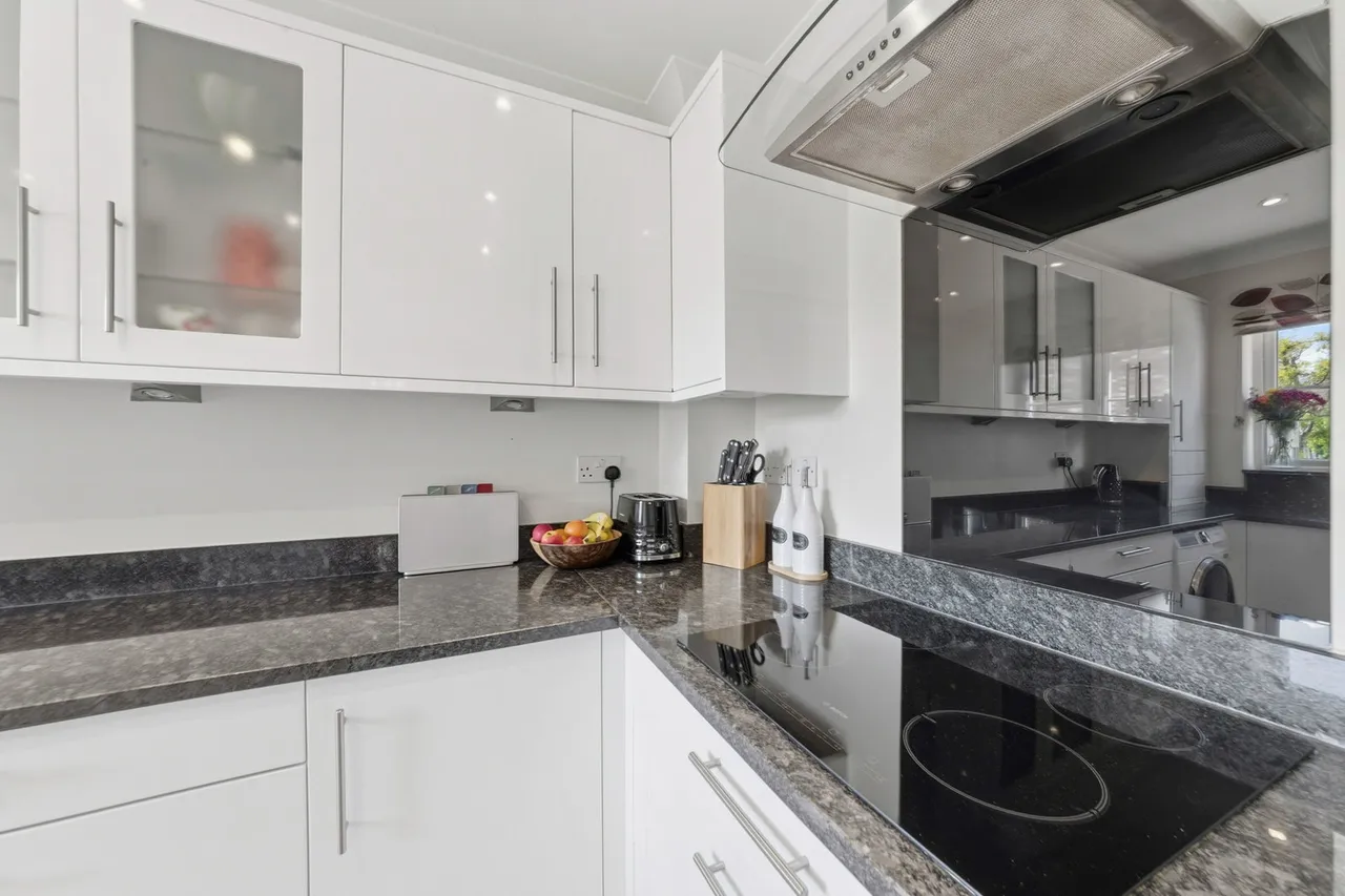 Darcy Court, East Malling, photo 6