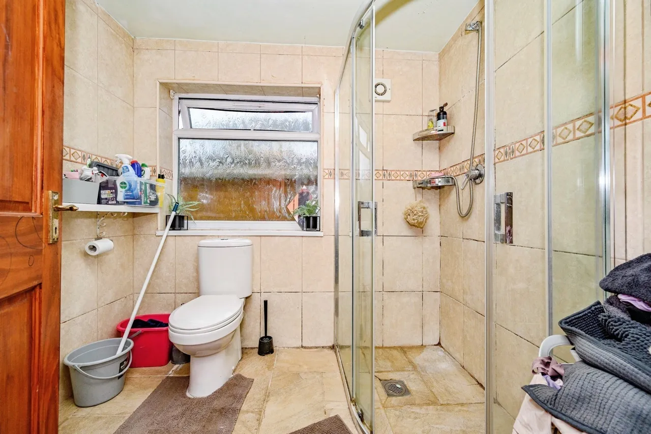 High Beech Road, Luton, Bedfordshire, LU3, photo 7