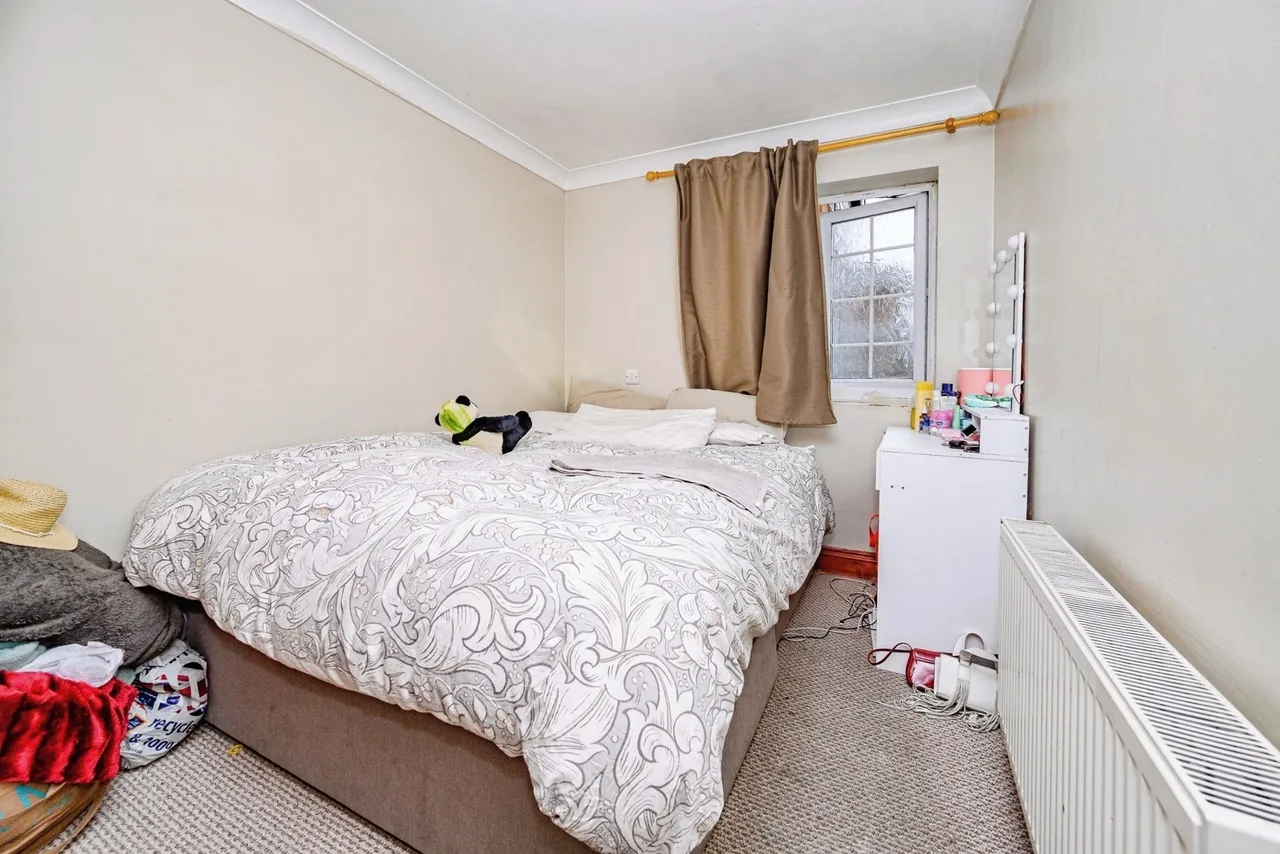 High Beech Road, Luton, Bedfordshire, LU3, photo 6